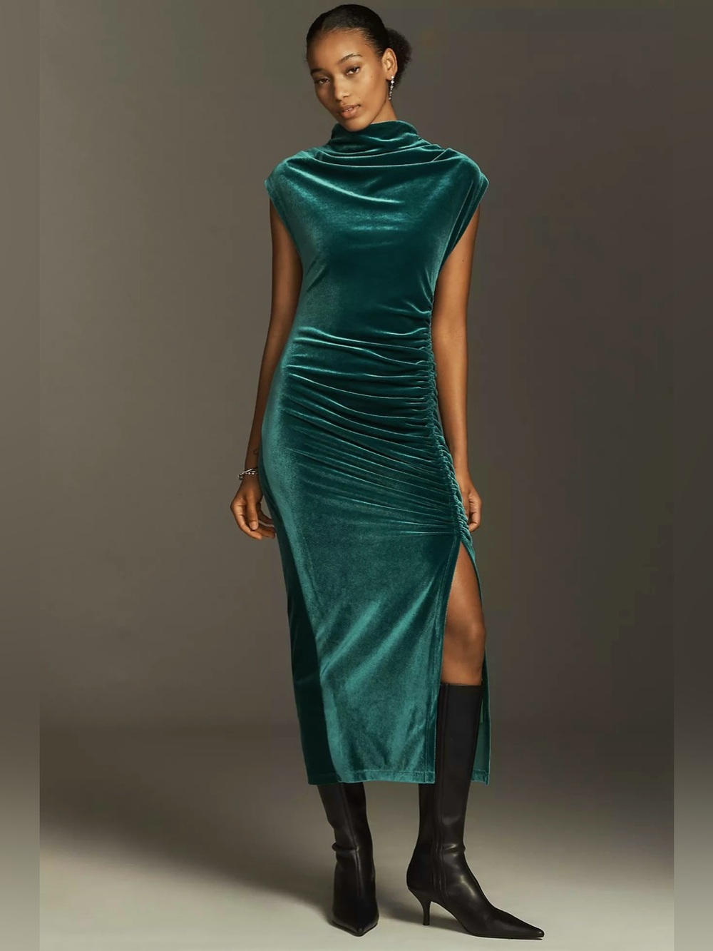 ANTHROPOLOGIE XS The Maya Stretch Velvet Cowl-Neck Dress in Green • Ruched Maxi